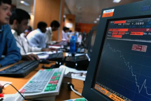 HDFC Mutual Fund reduces stake in THIS Mahindra group stock to 5.13%. Details here 2 0 71270117 BSE DC 11135602H232491 1 0 1681410792362 1748419574668