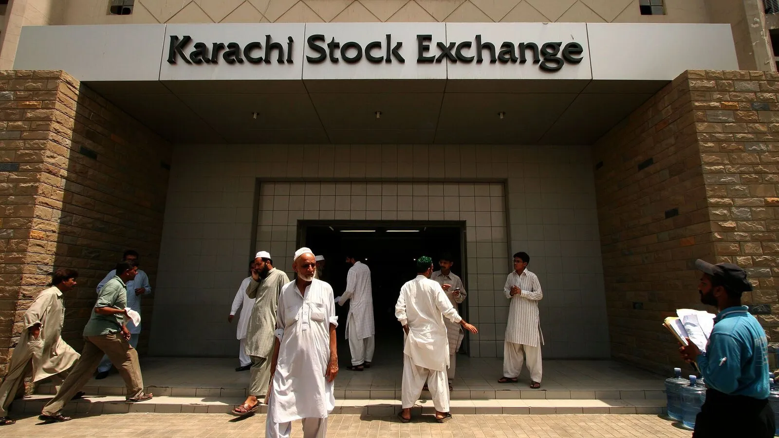 2 0 75658290 Karachi Stock Exchange 3C 0 1681478944002 1746770006593