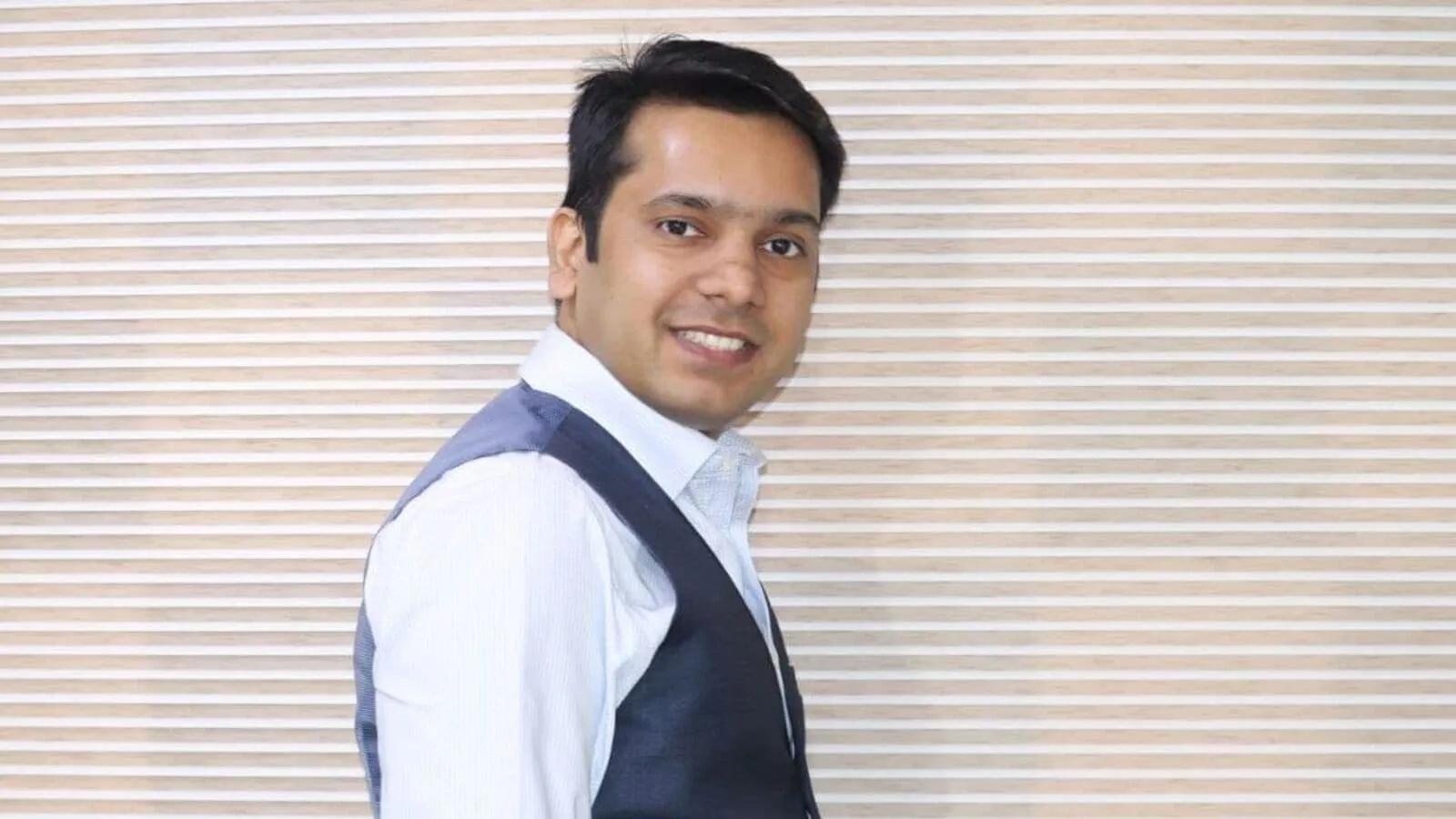 Buy Or Sell Stocks Sumeet Bagadia 1681456126399 1746934234238