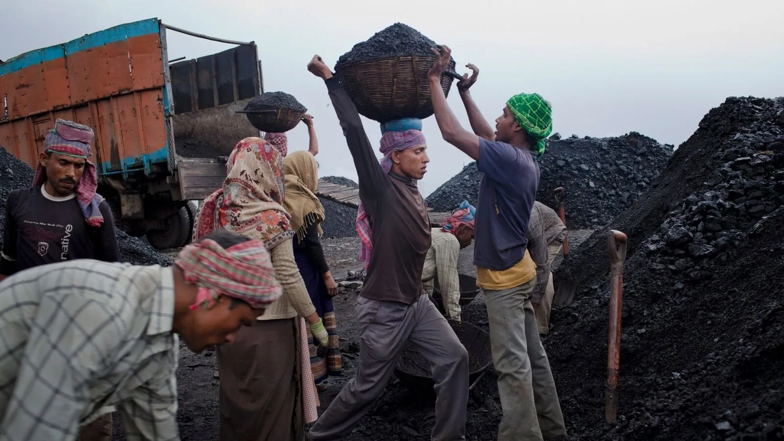Coal Mine Worker Jaintia Hills Getty Images 1733458260842 1746617571061