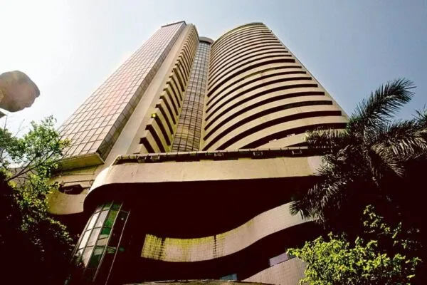 Nifty 50, Sensex end 1% higher on RBI’s double bonanza, investors earn ₹3.6 lakh crore- 10 key highlights 2 0 84176948 Mumbai Stock 3Cnew 0 1681746786500 1749204309582