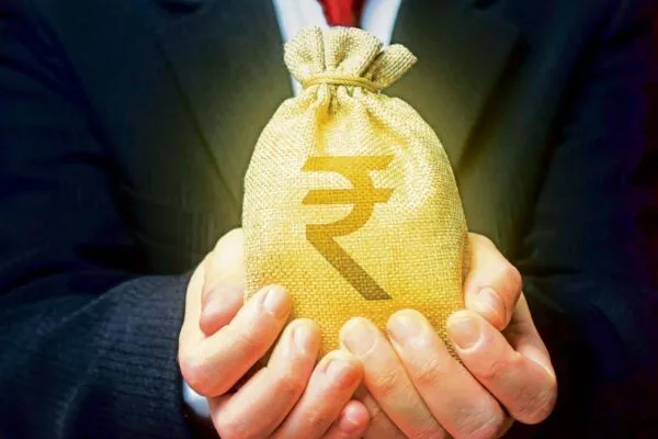 Bajaj Finserv promoters to sell up to 1.9% stake worth ₹5,828 cr via block deal 3 0 112780637 IStock 1205581595 0 1679843694833 1749136334553