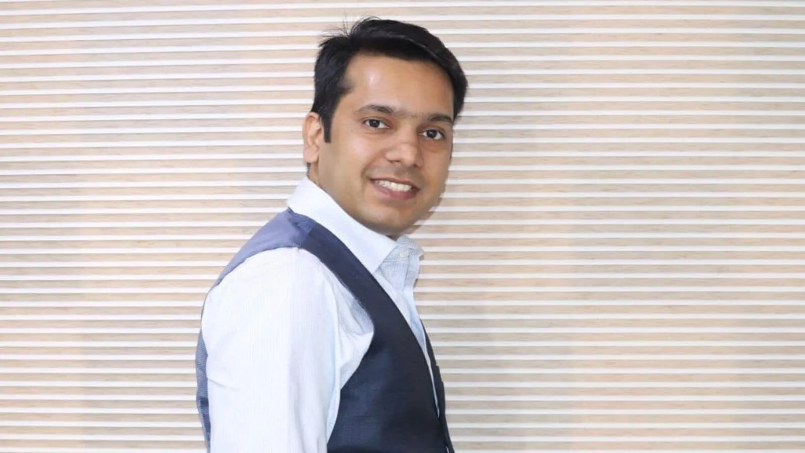 Buy Or Sell Stocks Sumeet Bagadia 1681456126399 1749870835252
