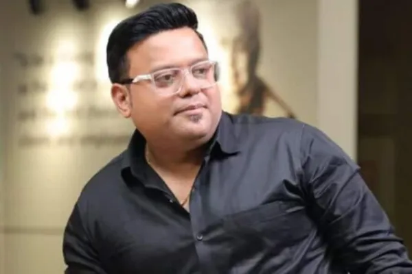 Stocks to buy under ₹200: Mehul Kothari of Anand Rathi recommends three shares to buy or sell on Monday – 16 June 2025 Mehul 1748533711230 1749874892185